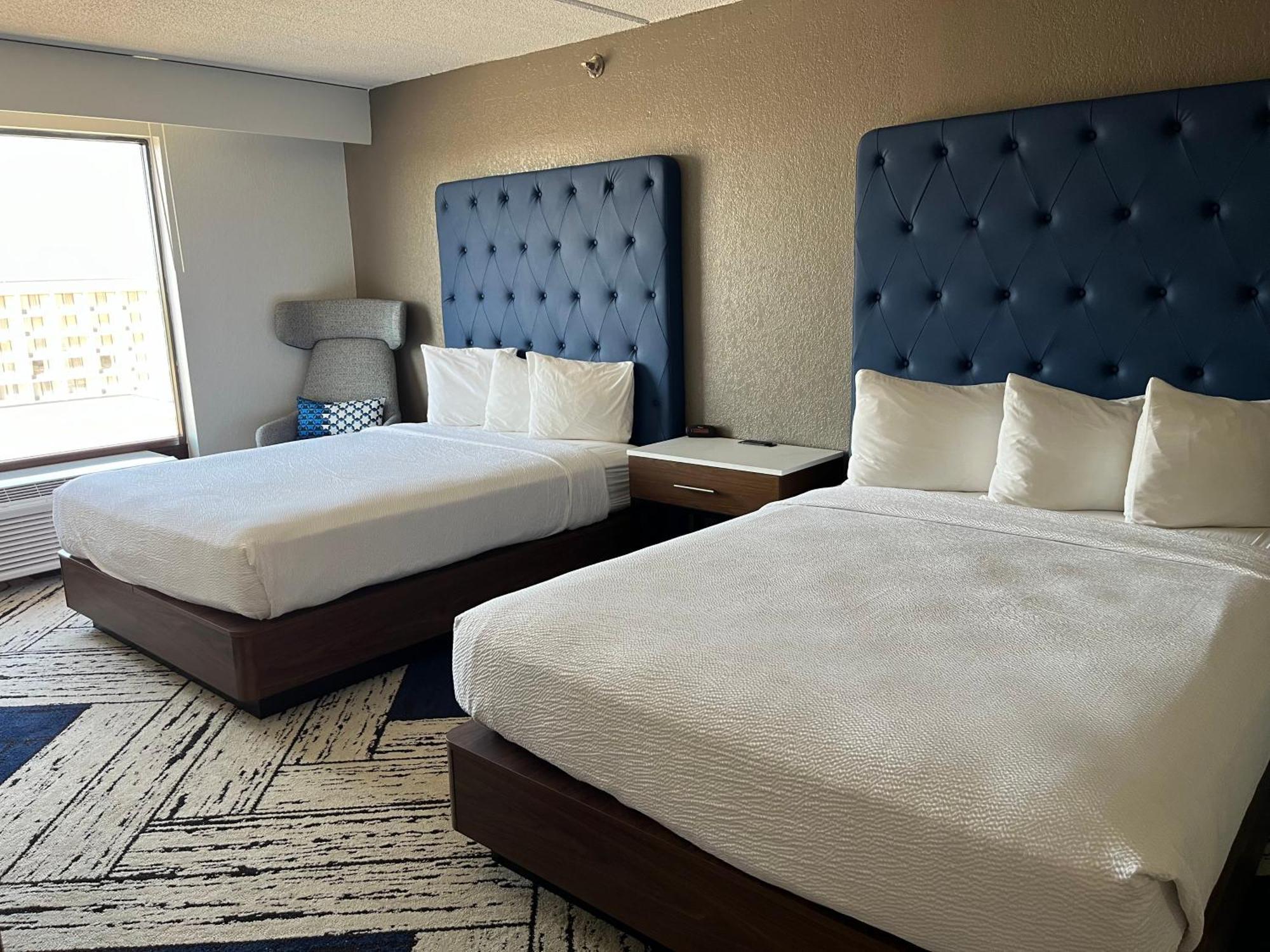 Sky Point Hotel & Suites - Atlanta Airport Форест Парк Екстериор снимка