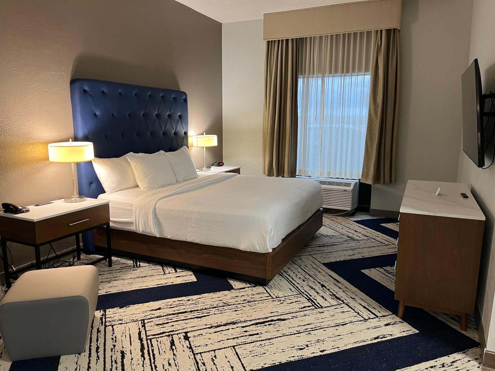Sky Point Hotel & Suites - Atlanta Airport Форест Парк Екстериор снимка