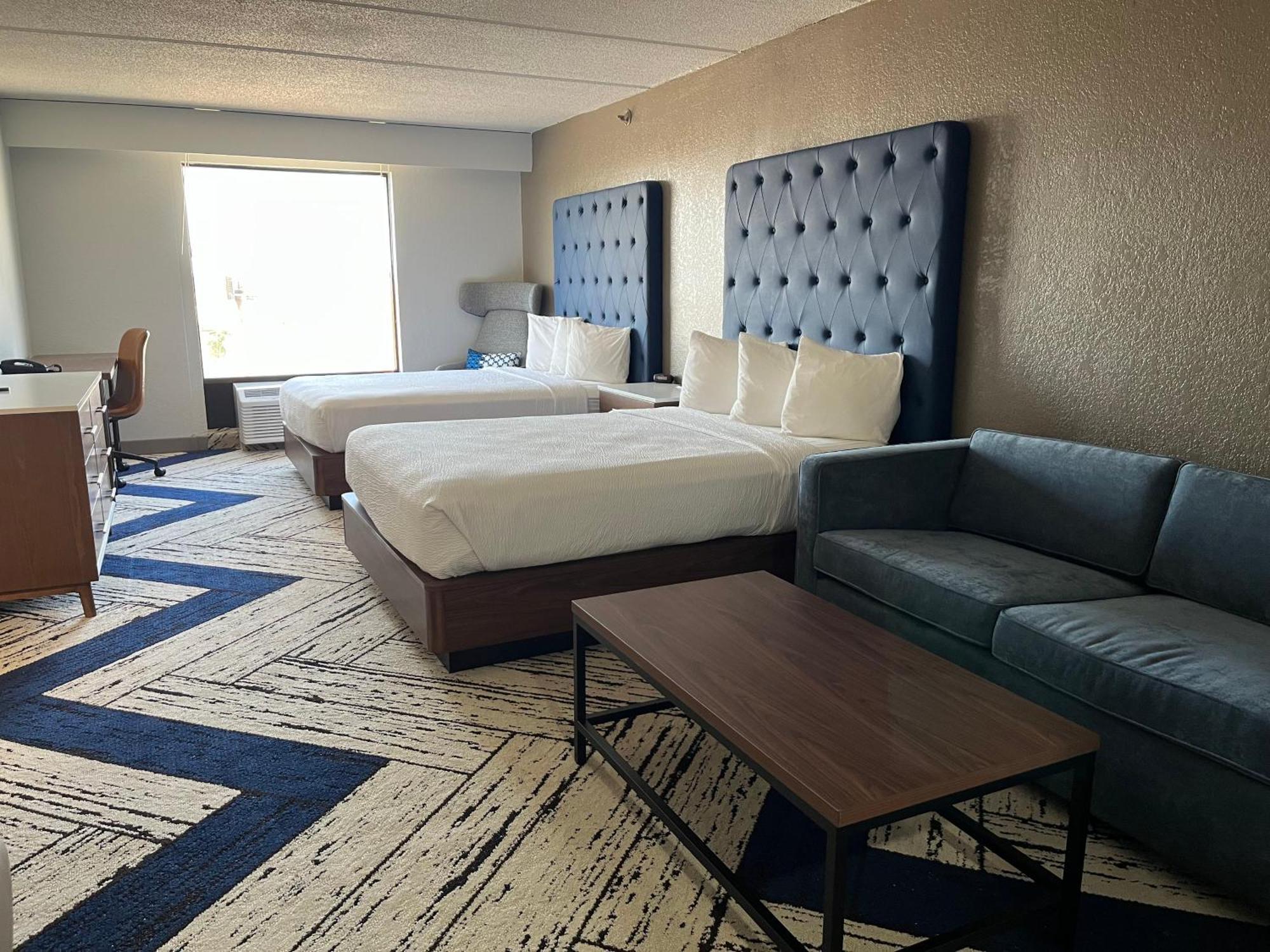 Sky Point Hotel & Suites - Atlanta Airport Форест Парк Екстериор снимка