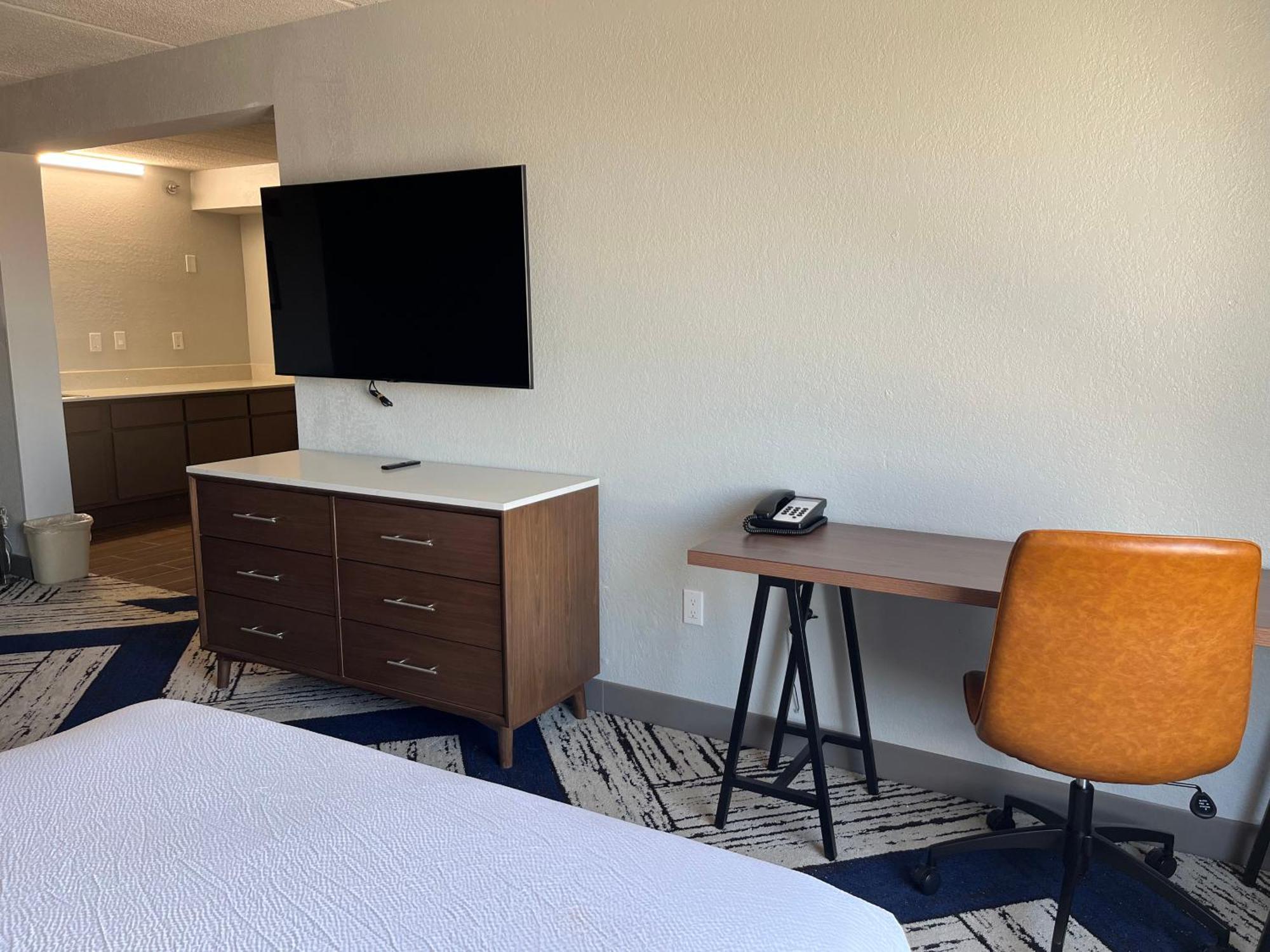 Sky Point Hotel & Suites - Atlanta Airport Форест Парк Екстериор снимка