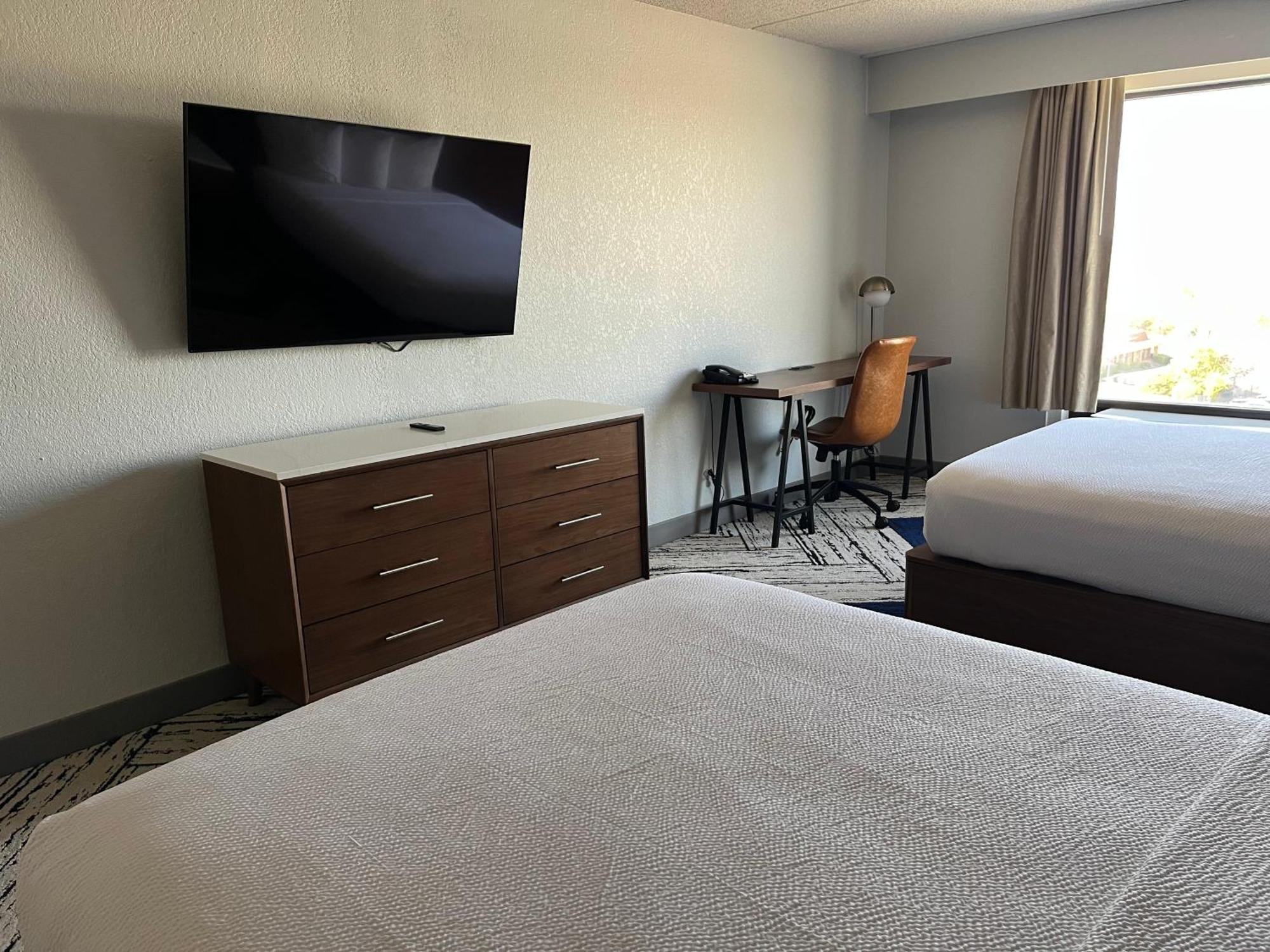 Sky Point Hotel & Suites - Atlanta Airport Форест Парк Екстериор снимка