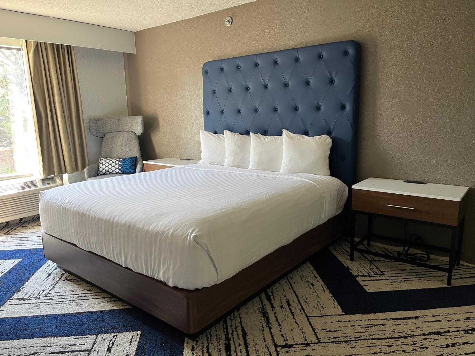 Sky Point Hotel & Suites - Atlanta Airport Форест Парк Екстериор снимка