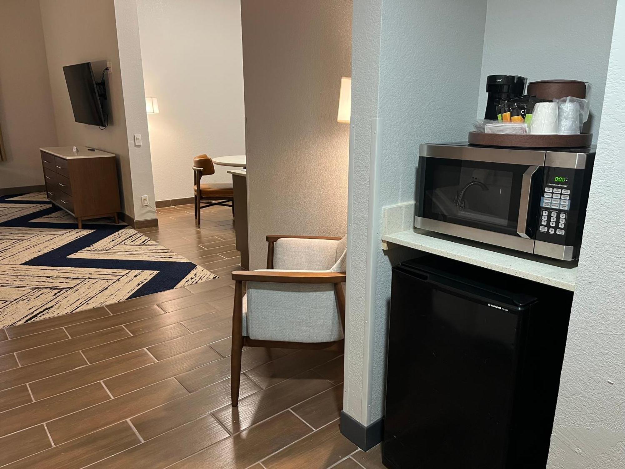 Sky Point Hotel & Suites - Atlanta Airport Форест Парк Екстериор снимка