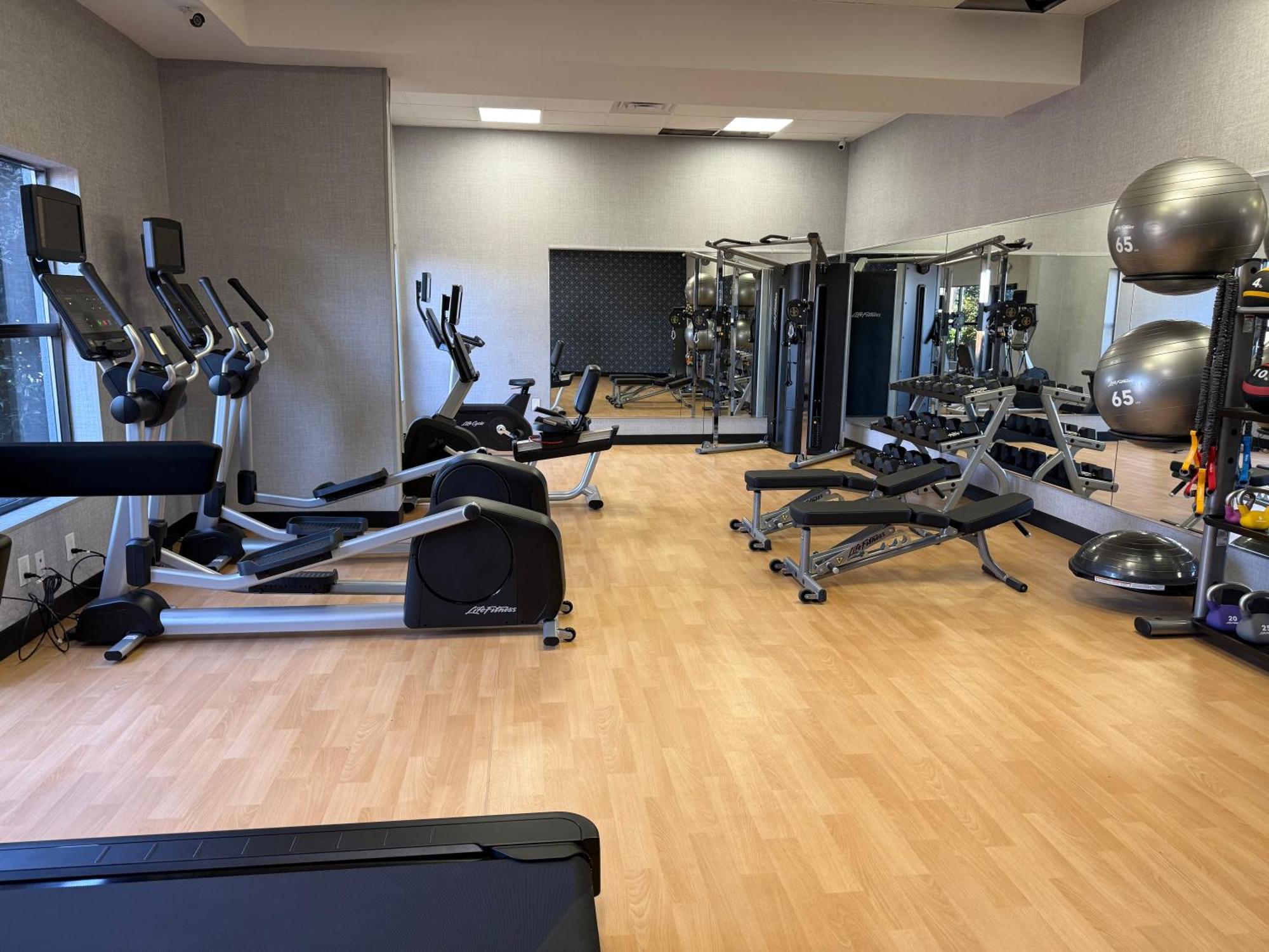 Sky Point Hotel & Suites - Atlanta Airport Форест Парк Екстериор снимка