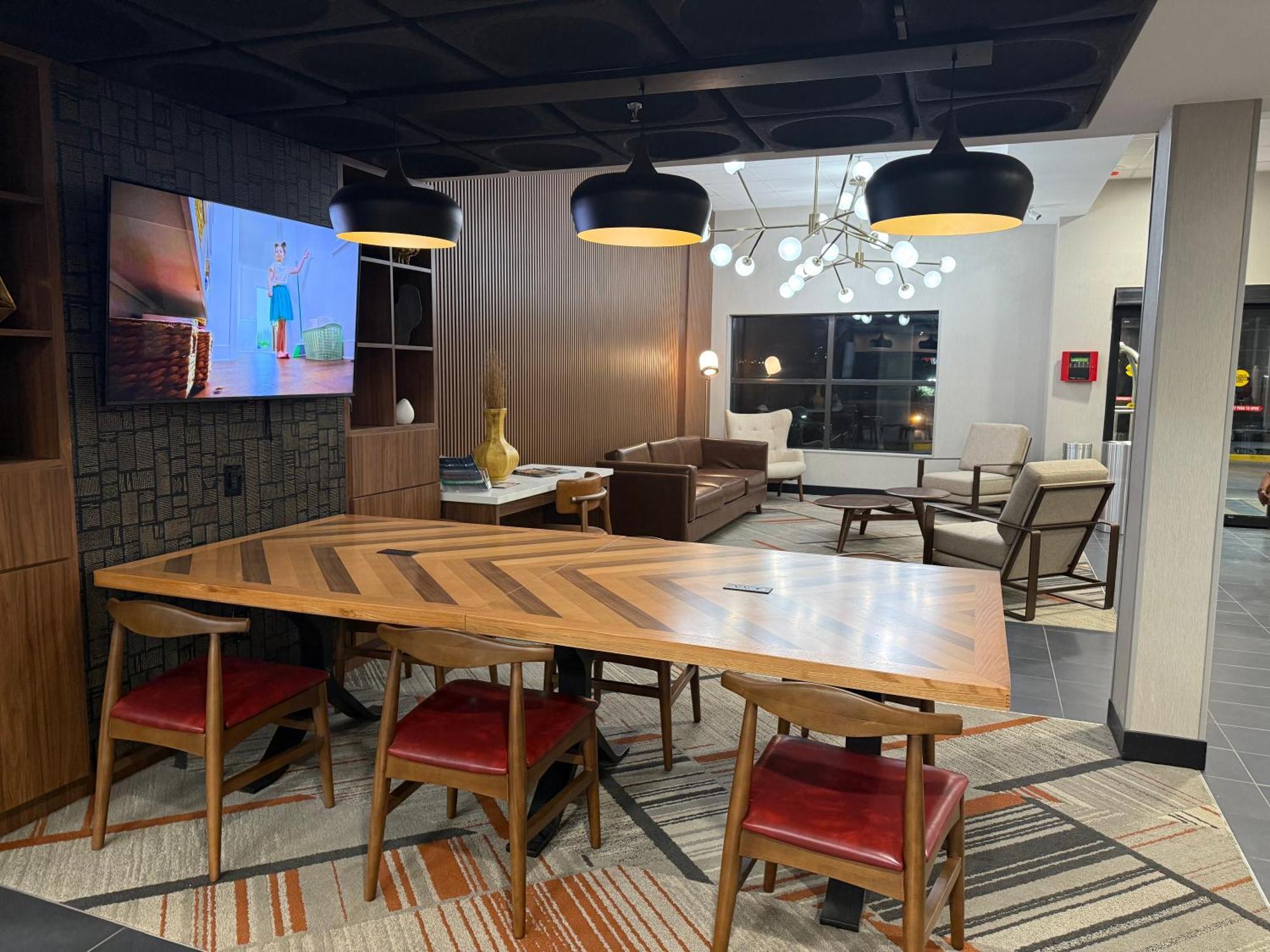 Sky Point Hotel & Suites - Atlanta Airport Форест Парк Екстериор снимка