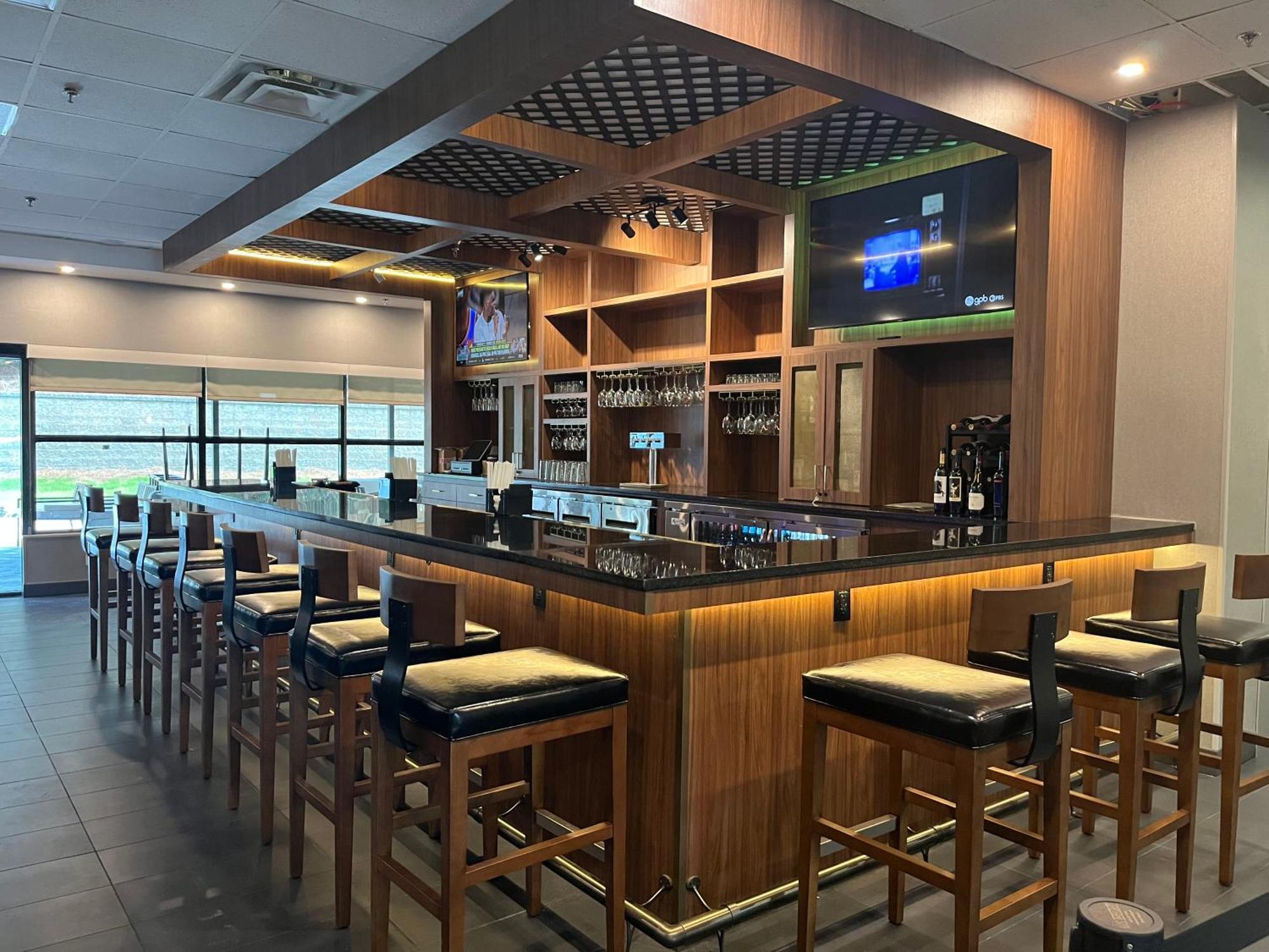 Sky Point Hotel & Suites - Atlanta Airport Форест Парк Екстериор снимка